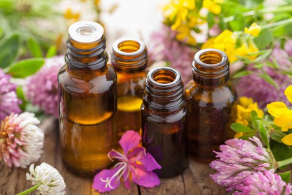 12 huiles essentielles